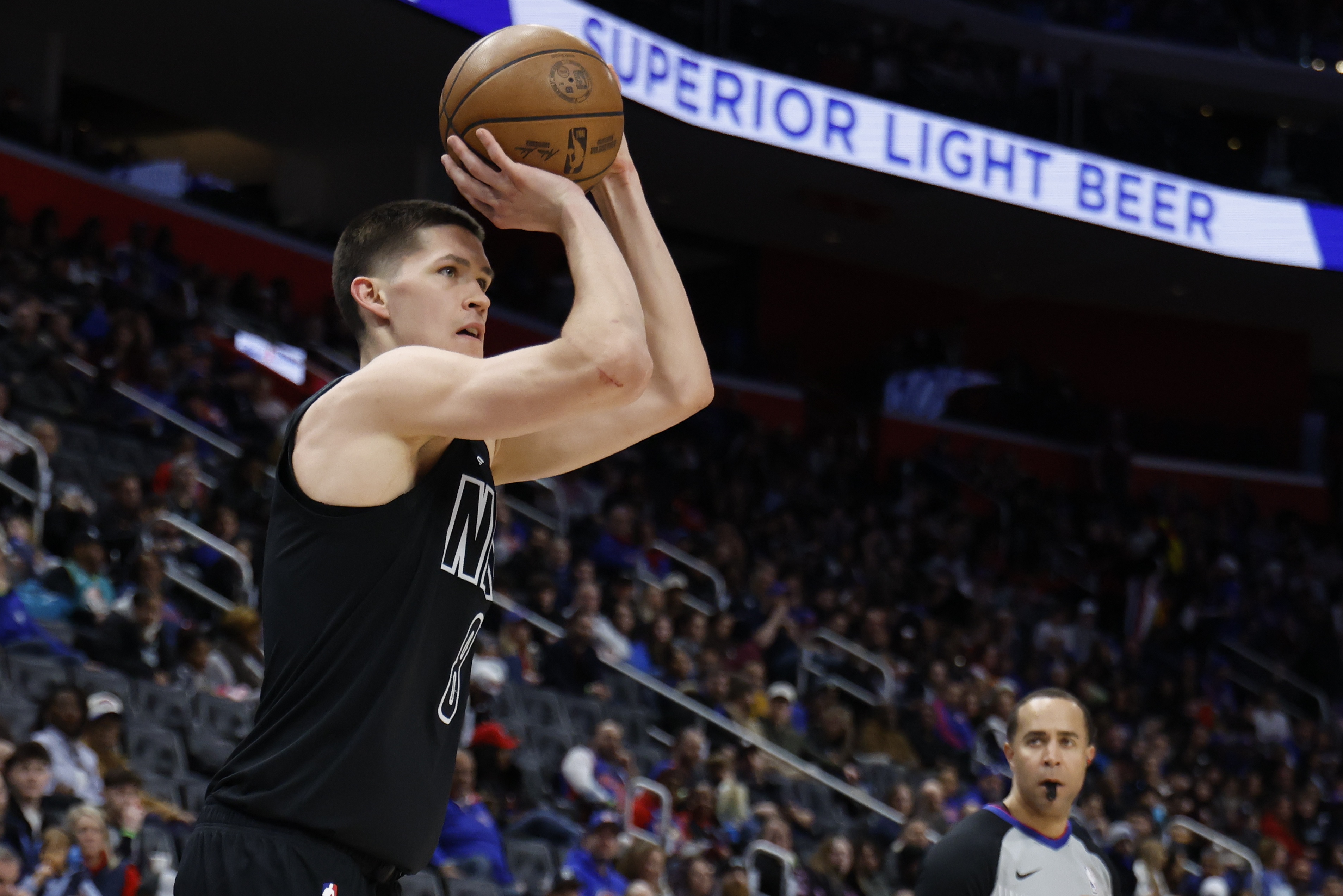 开云-生涯新高！8号秀杰明12中8&amp;6记三分拿下26分4板2助